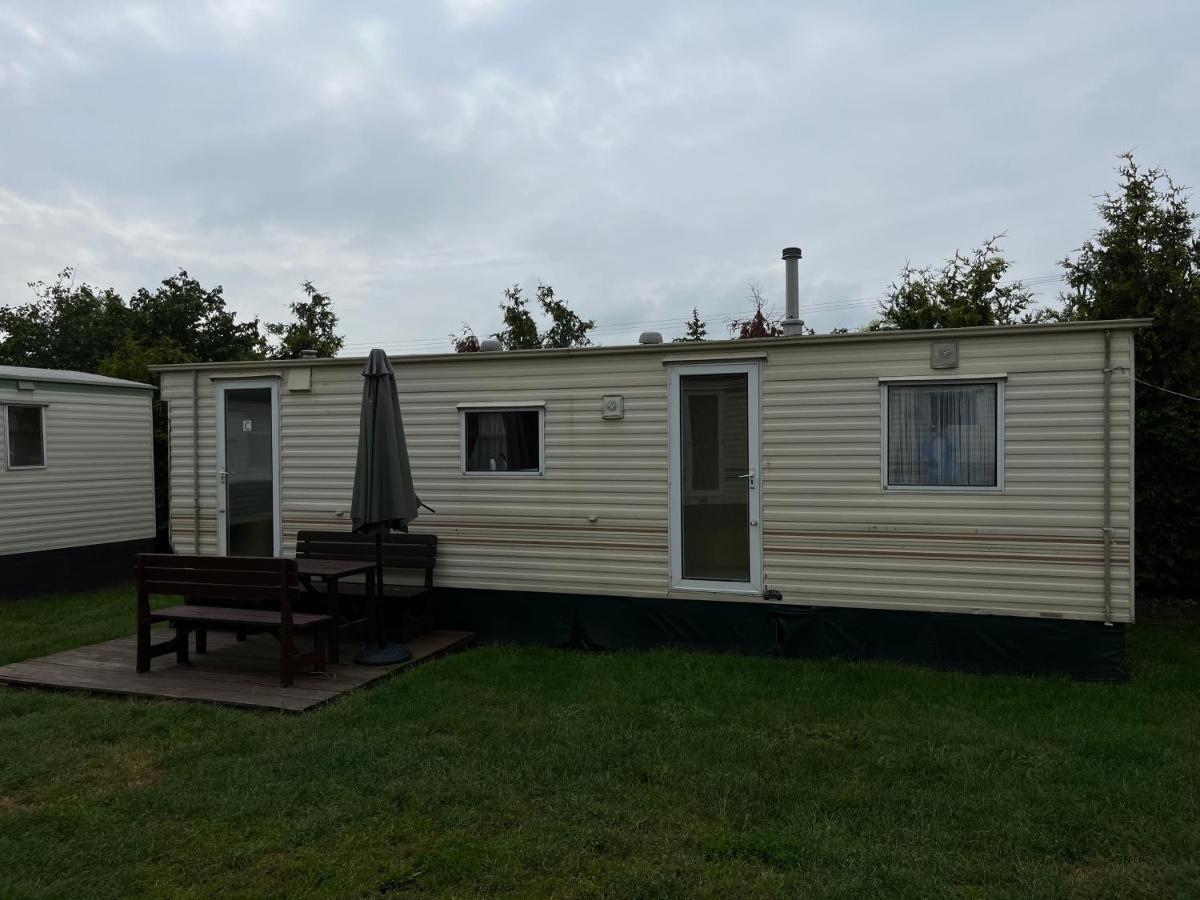Autocamp Free Star - Mobilheimy Apartment Strachotin Exterior photo